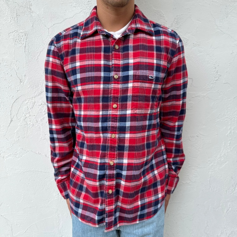 Men's Red White and Blue Vineyard Vines Plaid Long Sleeve Button Up Size Medium